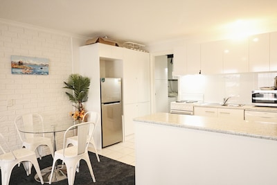 Aquarius Merimbula - (2 Bedroom Superior Unit) - 1+ nts