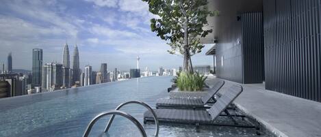 Skyline Infinity Pool