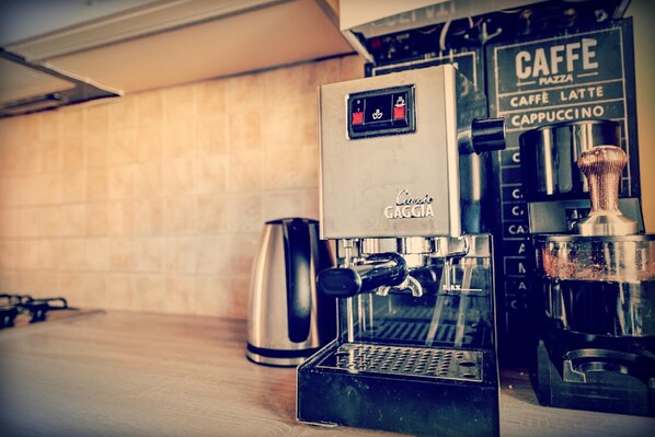 Kaffe och/eller kaffebryggare