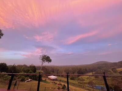 Luxury accommodation in beautiful Scott's Head. Best of beach and bush views.