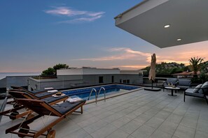 Villa Mendula at sunset