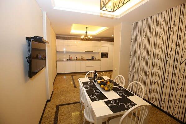 HIGH CLASS APARTMENTS