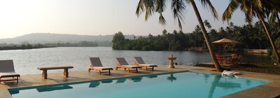 The Estuary Villa with a Private Pool , Candolim 