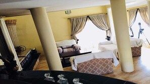 Small lounge