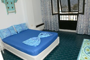 Master Bedroom, Yach Marina View