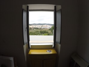 Splendid view over "new" Aljezur and the Monchique Mountain Range