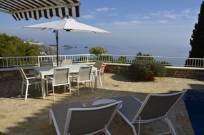 Typical february day on the terasse
