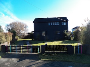 Street view, as approaching the house