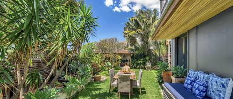 Outdoor area with BBQ, Daybeds and outdoor seating 