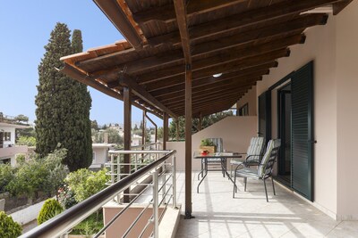 6 guest accommodation Villa in Archangelos
