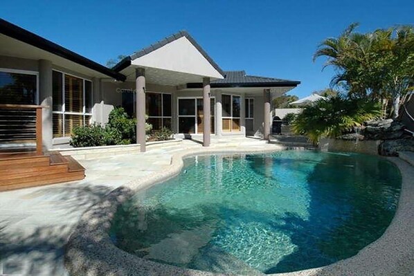 Relax By the pool 