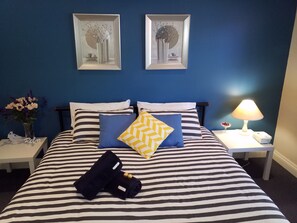 Comfortable king size bed with private ensuite in quiet location.