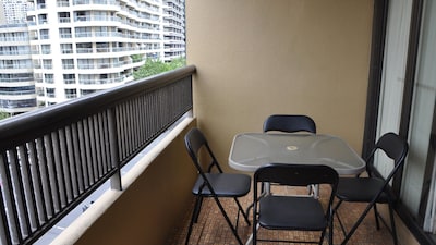 Sydney CBD Large Studio Apartment with Balcony