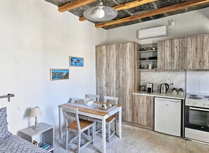Kitchen Table