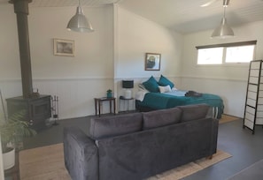 Integrated sleeping and relaxing space