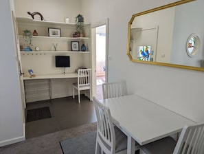 A study nook for guests who are working from home