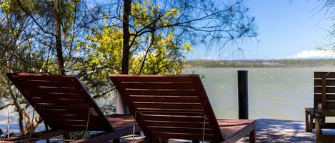 Treetops Cottage lakeside deck.