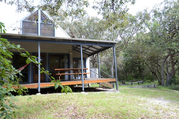 Lorikeet cottage