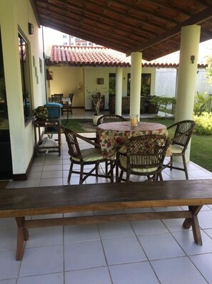 Outdoor dining