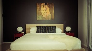 Master bedroom with natural latex mattress, big ensuite, and beautiful view