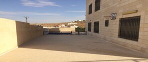 basketball/pool area/side yard