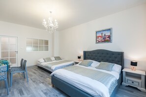 High quality Queen Bed and Double Sofa Bed