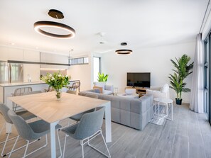 Our guests love dining and entertain their friends and family