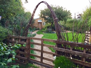 The Studio - Tiny House at the bottom of our garden