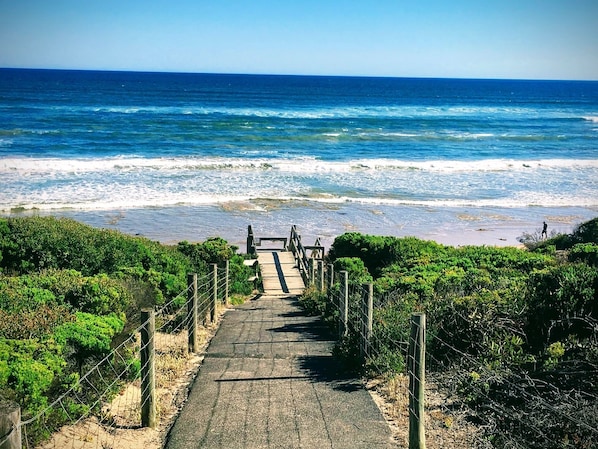 Short stroll down to the lovely Ocean Grove beach