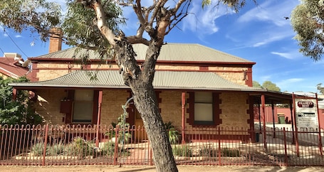 Meaney’s Rest