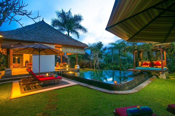 kayla bali villa swimming pool