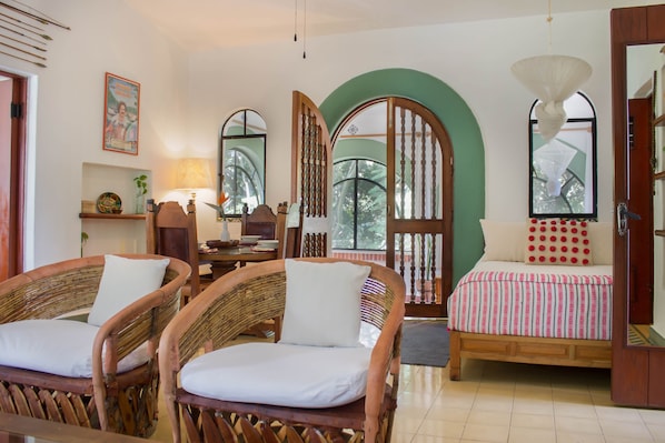 Villa Las Palmas: 90mts up to 4 guests. Two double beds, bathroom, kitchen,terra