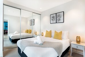 Bedroom - Queen-sized Bed (sleeps 2) with full mirror Wardrobe