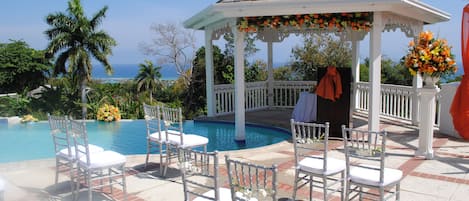 Luxury destination weddings in Jamaica.