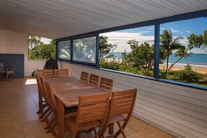 Apollo Jewel No 4 - South Mission Beach - Verandah with BBQ