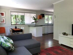 The Artist Studio, Glenview