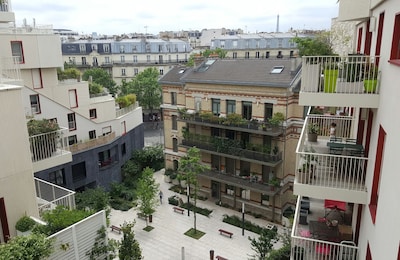 Eine schöne Wohnung in Paris in der Nähe von Monceau BATIGNOLLES