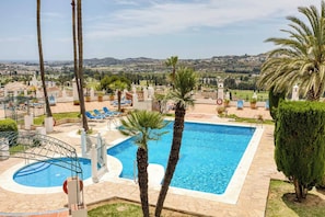 Castle Pool area and childrens pool