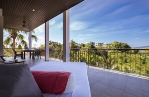 Main Floor Covered Balcony