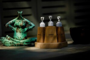 Bathroom amenities