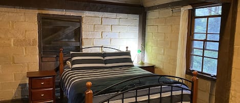 Queen bed in loft bedroom