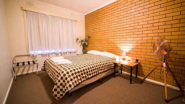 Main bedroom with queen bed and large robes