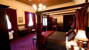 The Gill Room can accommodate 5 x guests total. It adjoins the Colonial Room