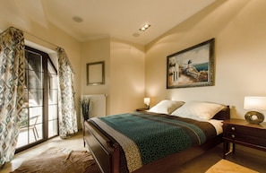 Santorini bedroom