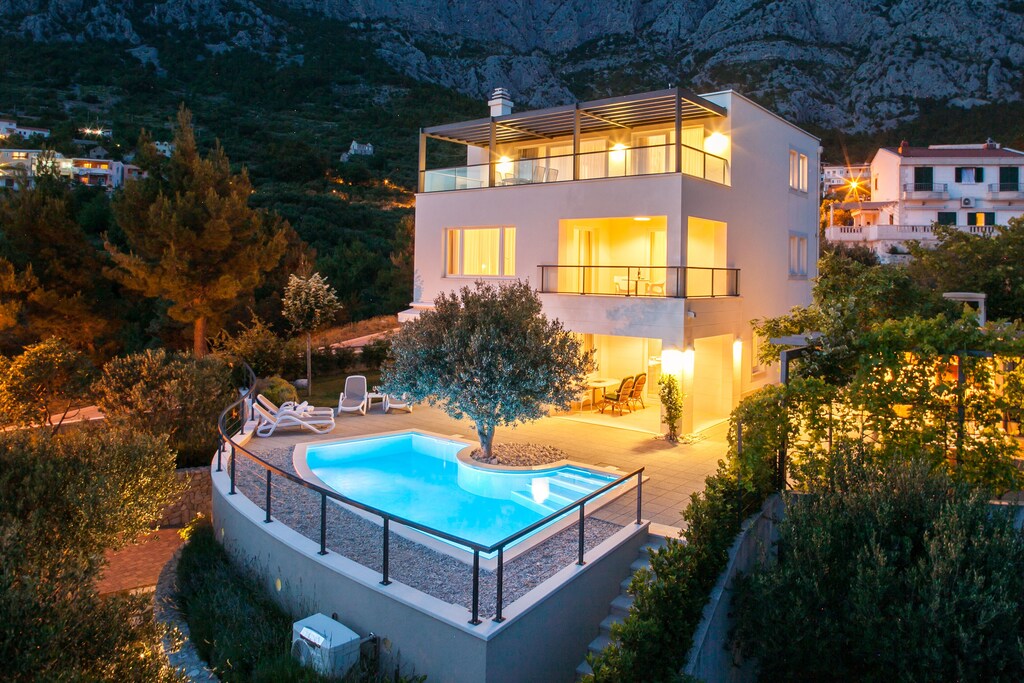 Picture of villa