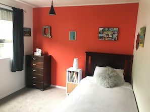 Kid's room with king single and pull out trundler bed