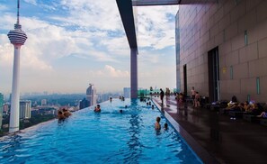 Sky Deck Infinity Pool
