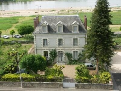 Very nice bourgeois house in Chaumont sur Loire