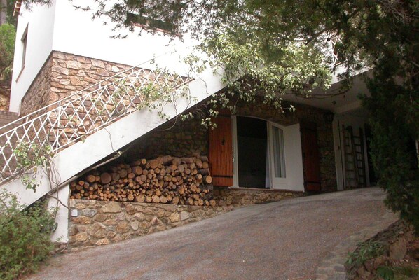Exterior detail