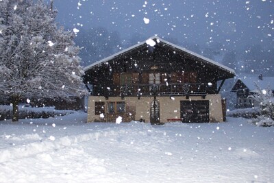 2 bis 12-Bett Sommer oder Skihütte
